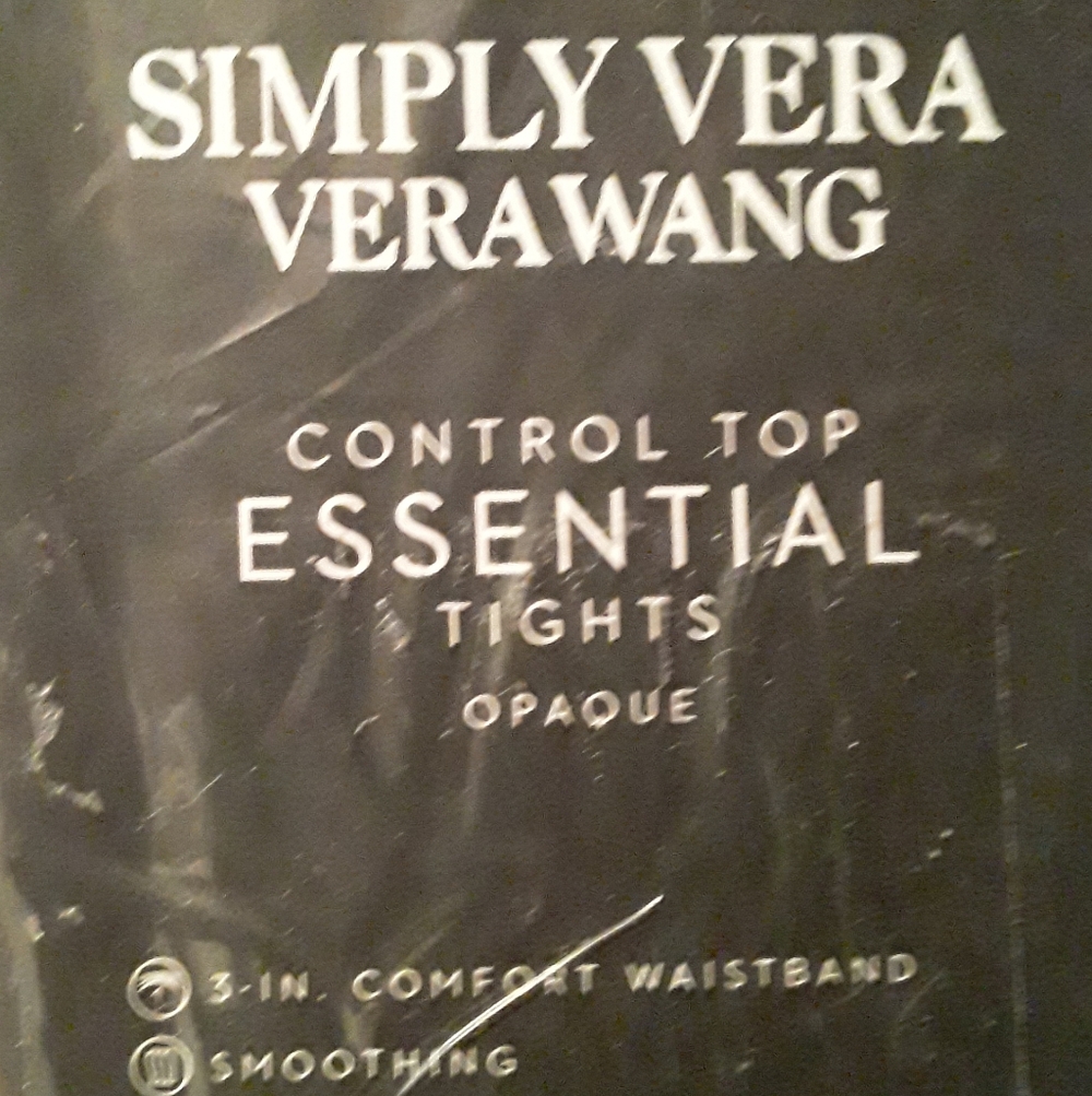 NWT Simply Vera Vera Wang Essential Opaque tights NWT Black Sz 3 Control top